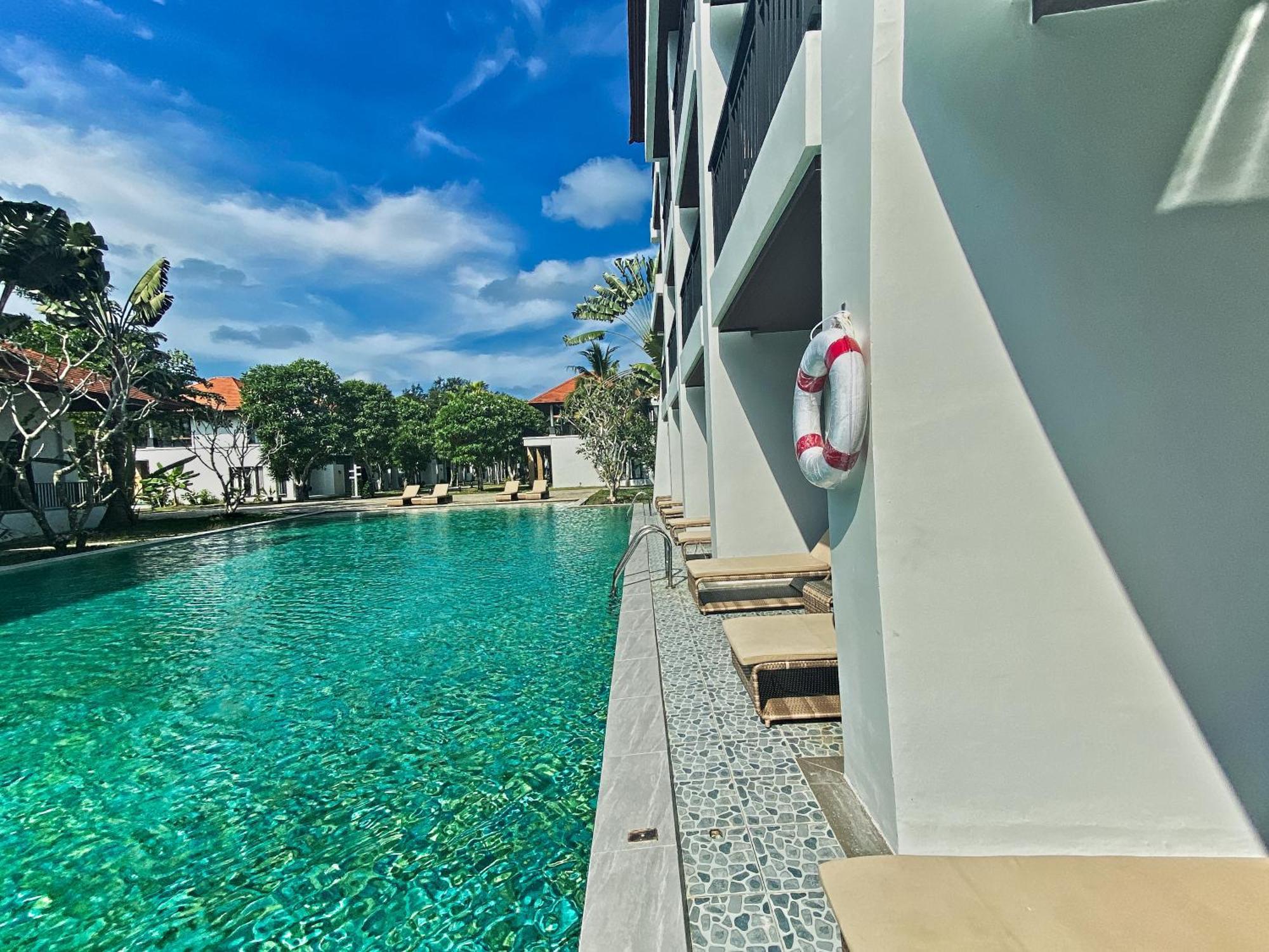 Отель Estella Phuket