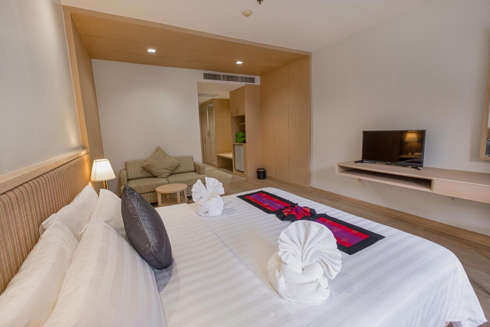 Estella Phuket 5* Майкао-Бич