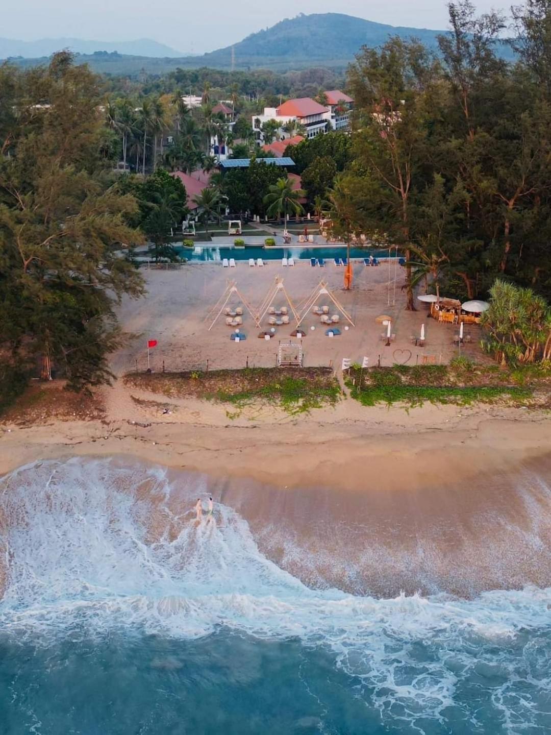 Отель Estella Phuket Майкао-Бич
