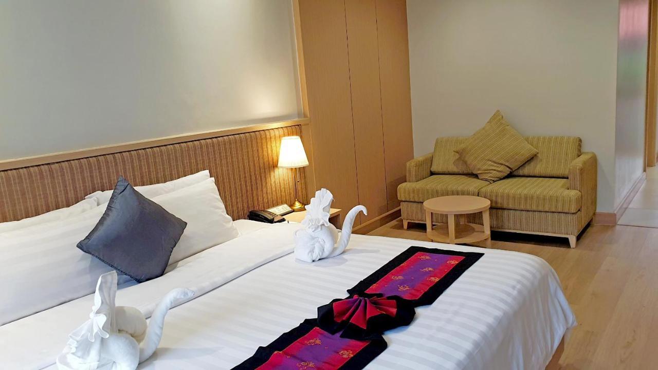 Estella Phuket Hotel 5*